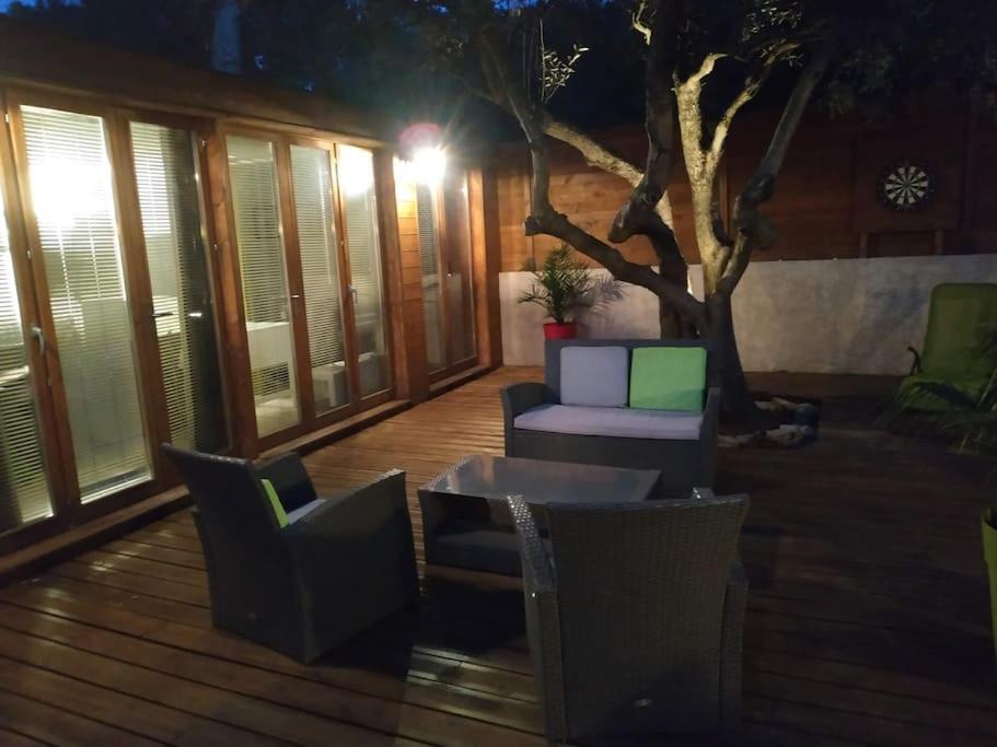 Studio Jacuzzi Prive A 8 Min A Pied De La Plage La Ciotat Exterior foto
