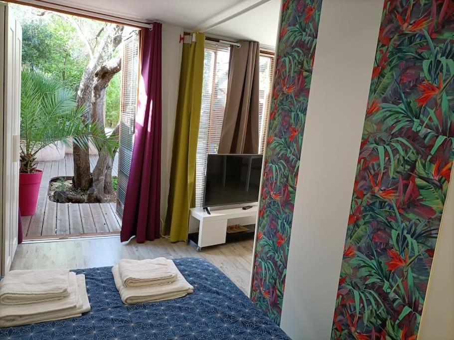 Studio Jacuzzi Prive A 8 Min A Pied De La Plage La Ciotat Exterior foto