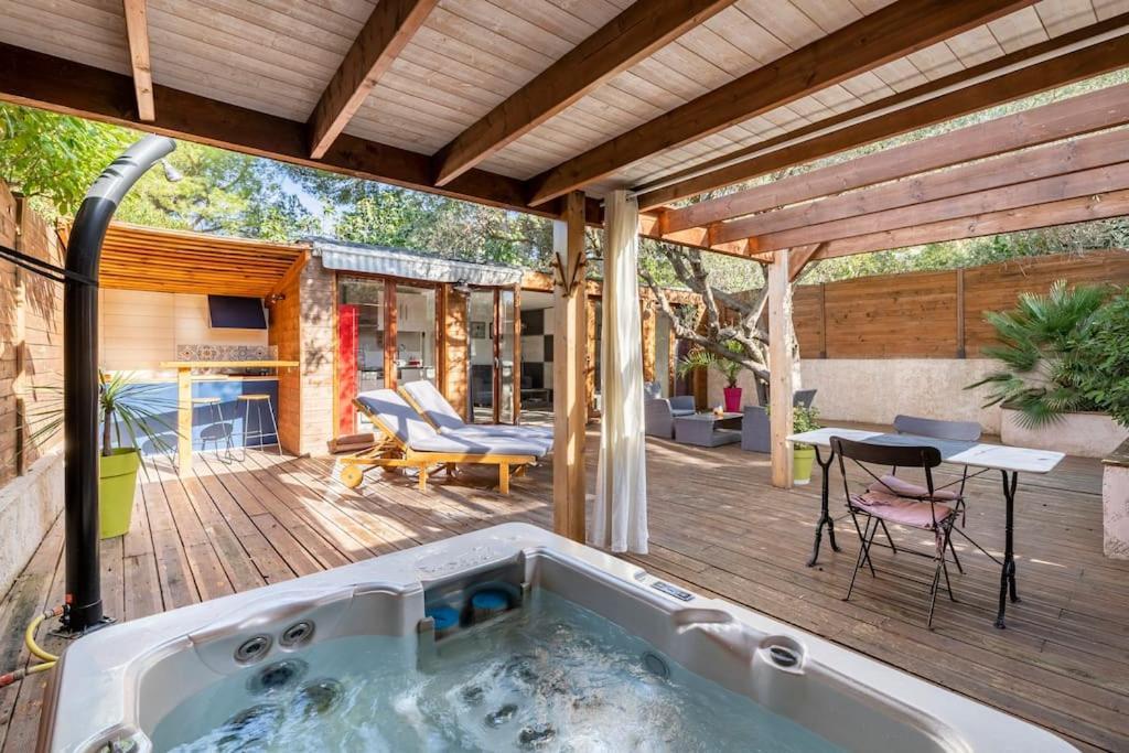 Studio Jacuzzi Prive A 8 Min A Pied De La Plage La Ciotat Exterior foto